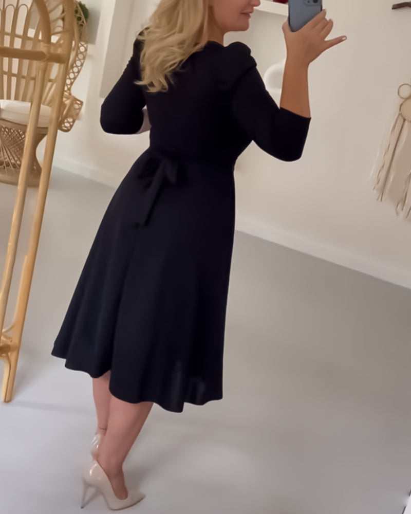 Kleid mit schönem Gürtel