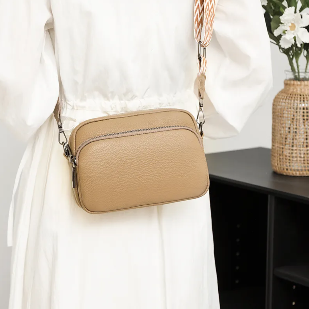 Carrie Messenger Bag | Schlank und stilvoll