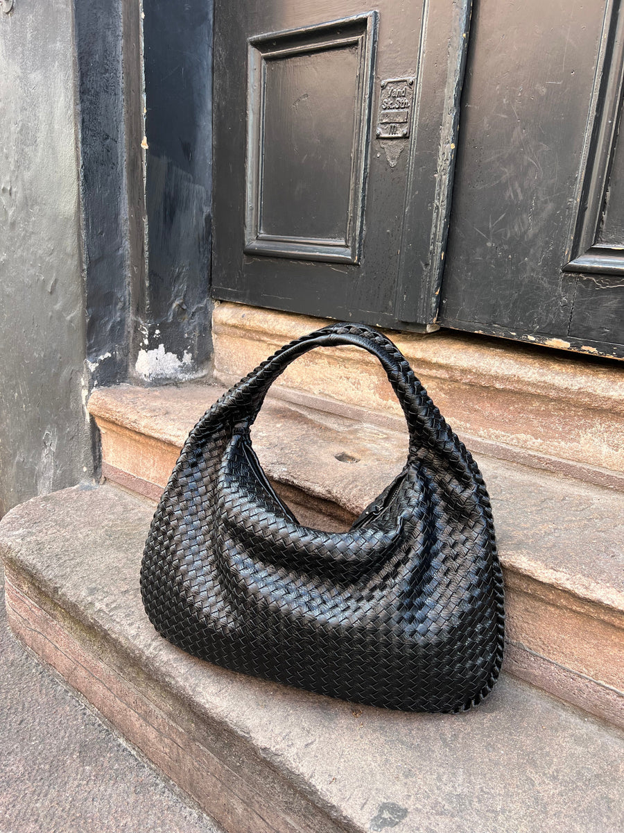 UrbanStyle™ - Die perfekte Tasche für den täglichen Begleiter mit Stil und Funktionalität.