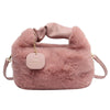 Fluffy Handbag | Deze tas wil je gewoon knuffelen