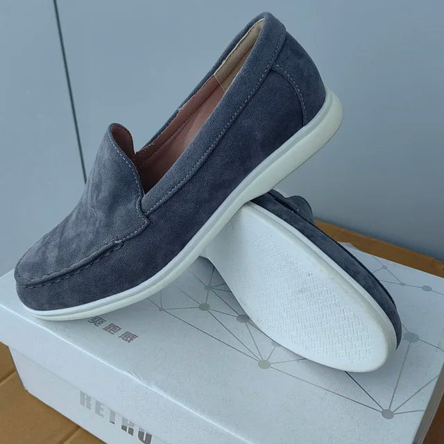 SchuhPerfekt™ - Die perfekten Schuhe für Komfort und Stil.