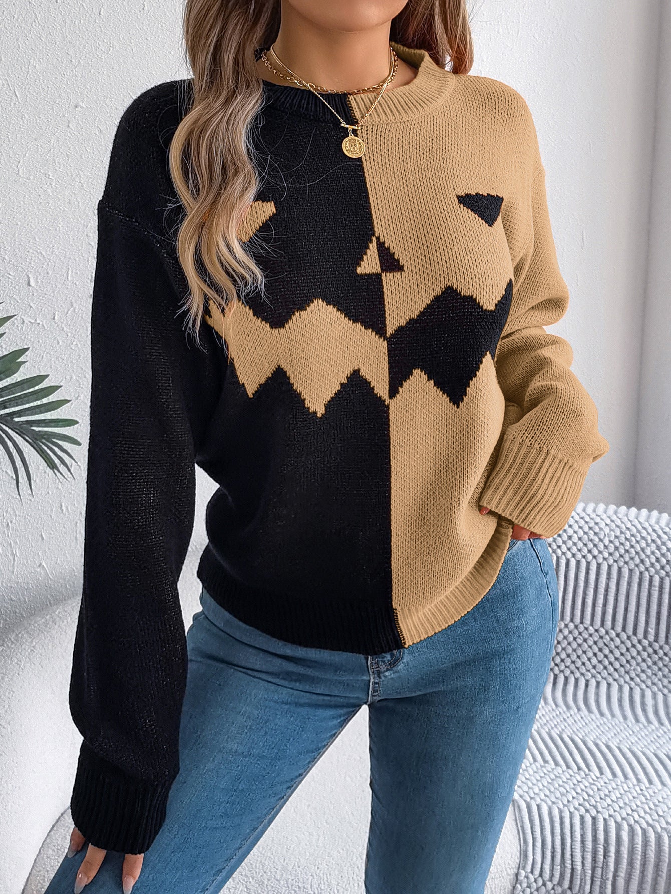 GhostWear™ - Der stylische Pulli, der dein Halloween-Outfit perfekt macht!